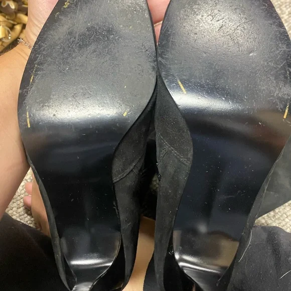 Black Floral Embroidered Heeled Boots - Picture 3 of 9